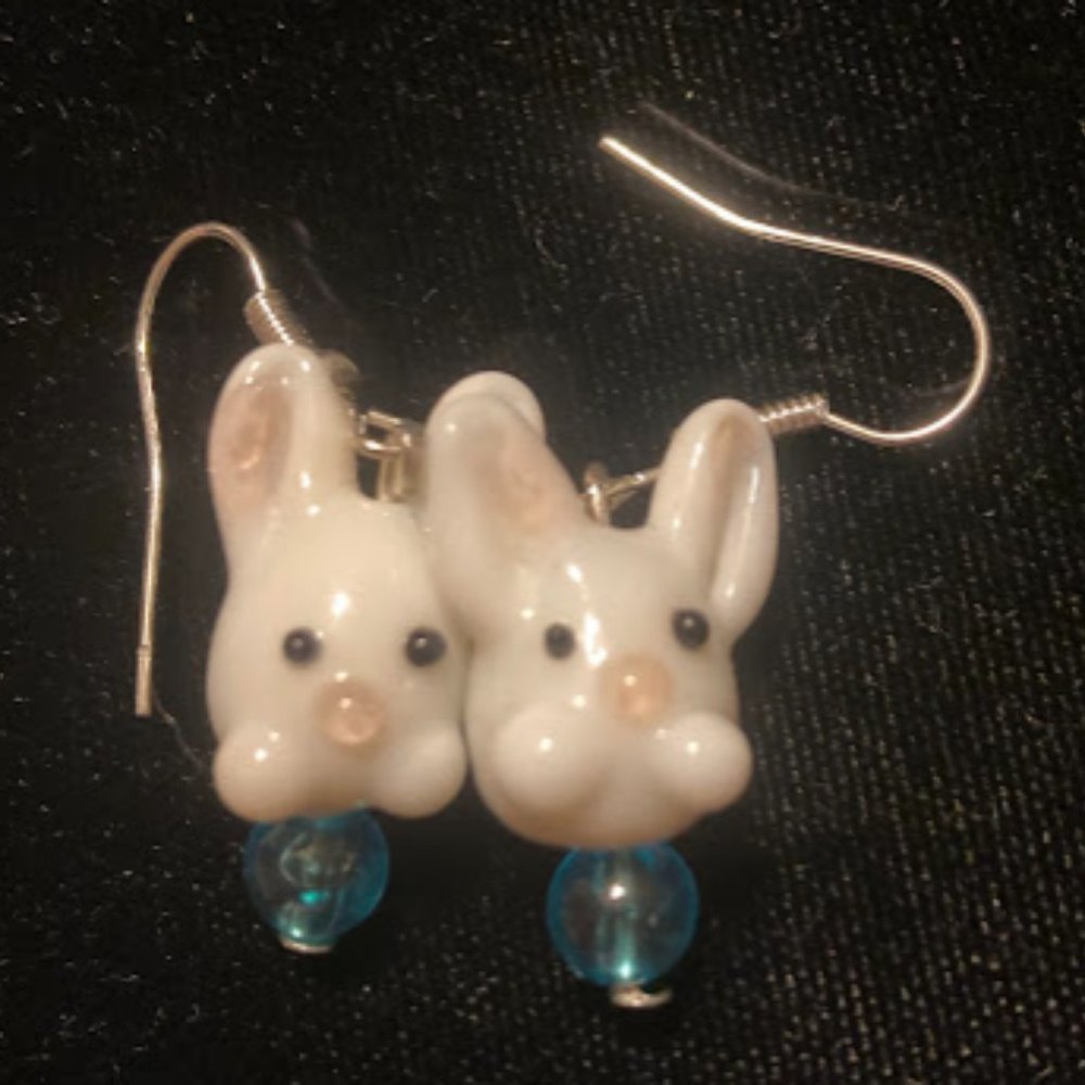 Handmade lamp work bunny rabbit earrings